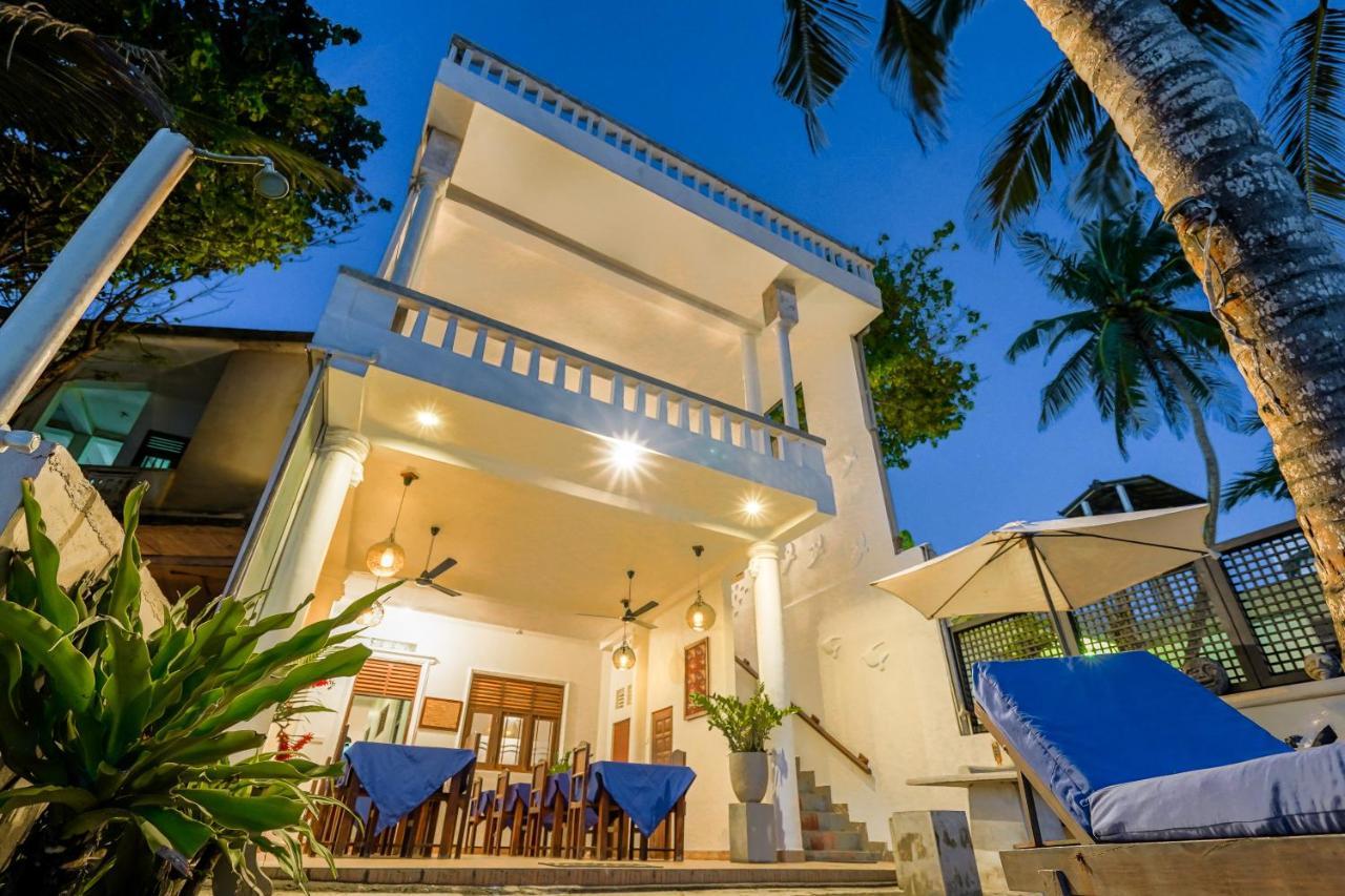 Blue Sky Beach Resort Unawatuna Luaran gambar
