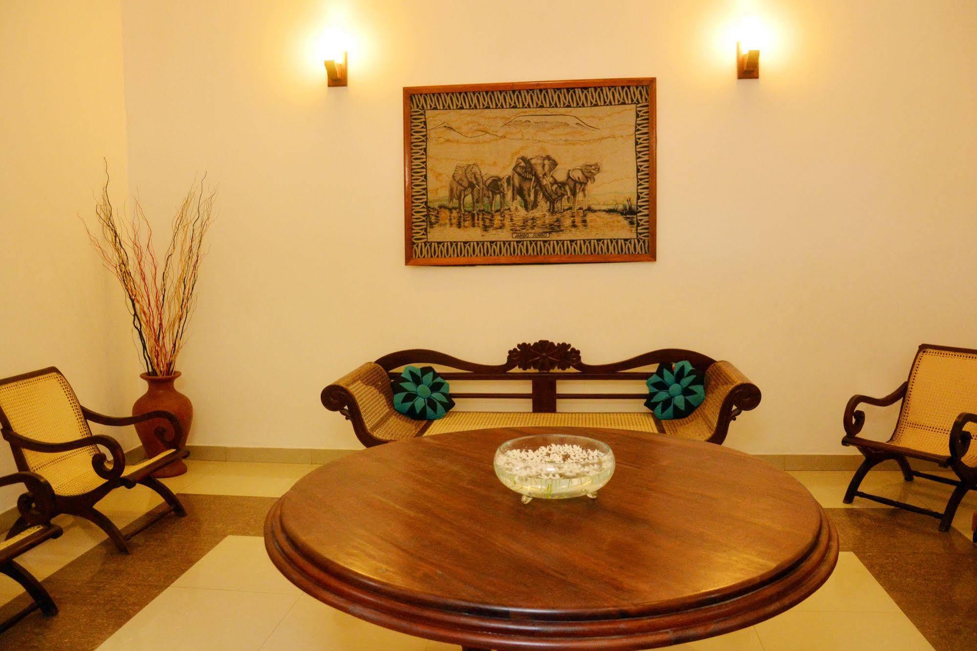 Blue Sky Beach Resort Unawatuna Luaran gambar